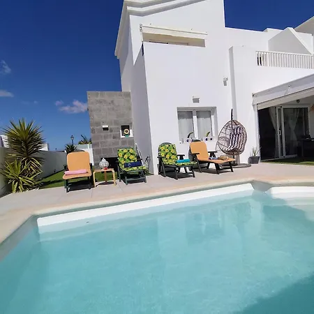 Lovely Agua & Fuego,heated Pool Βίλα